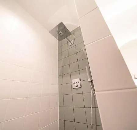 4 Modern For 7 Bogenhausen Near Messe *